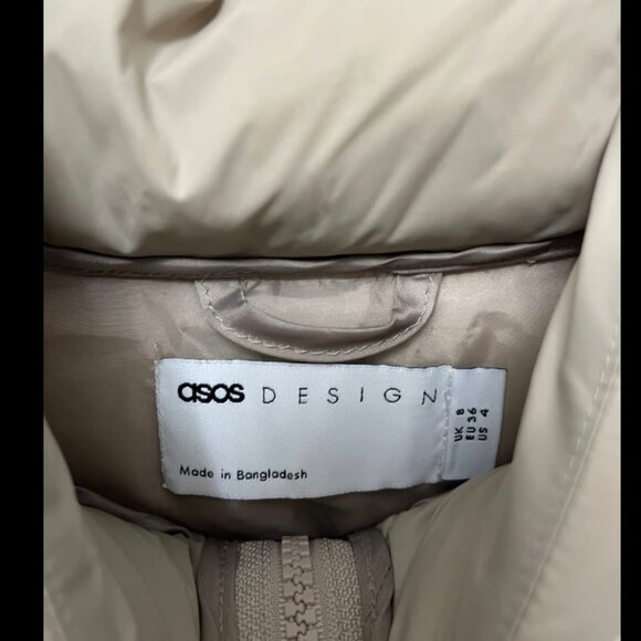 ASOS Cropped Beige Puffer Jacket Size 4 - Picture 3 of 4